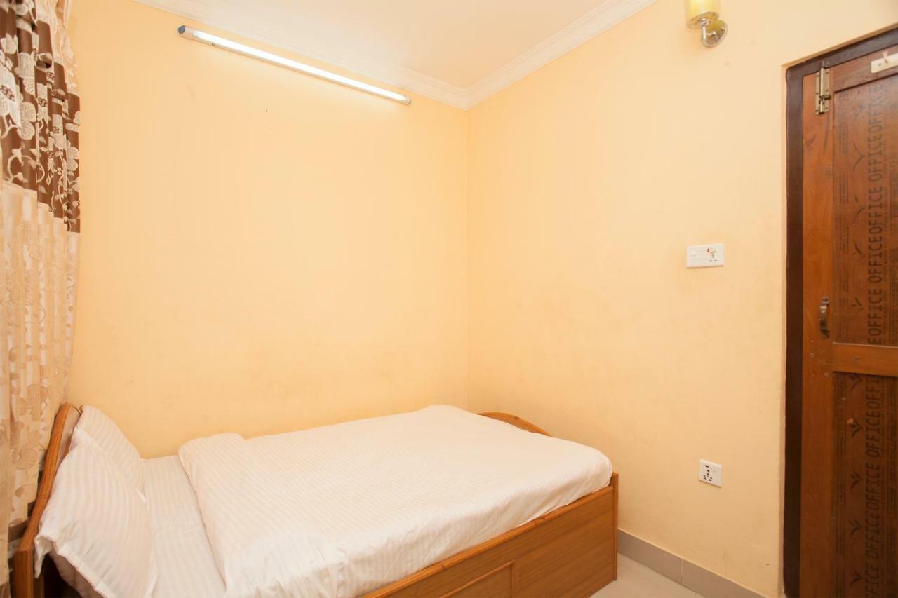 Spot On 397 Hotel Triveni Guest House Kathmandu Exterior photo
