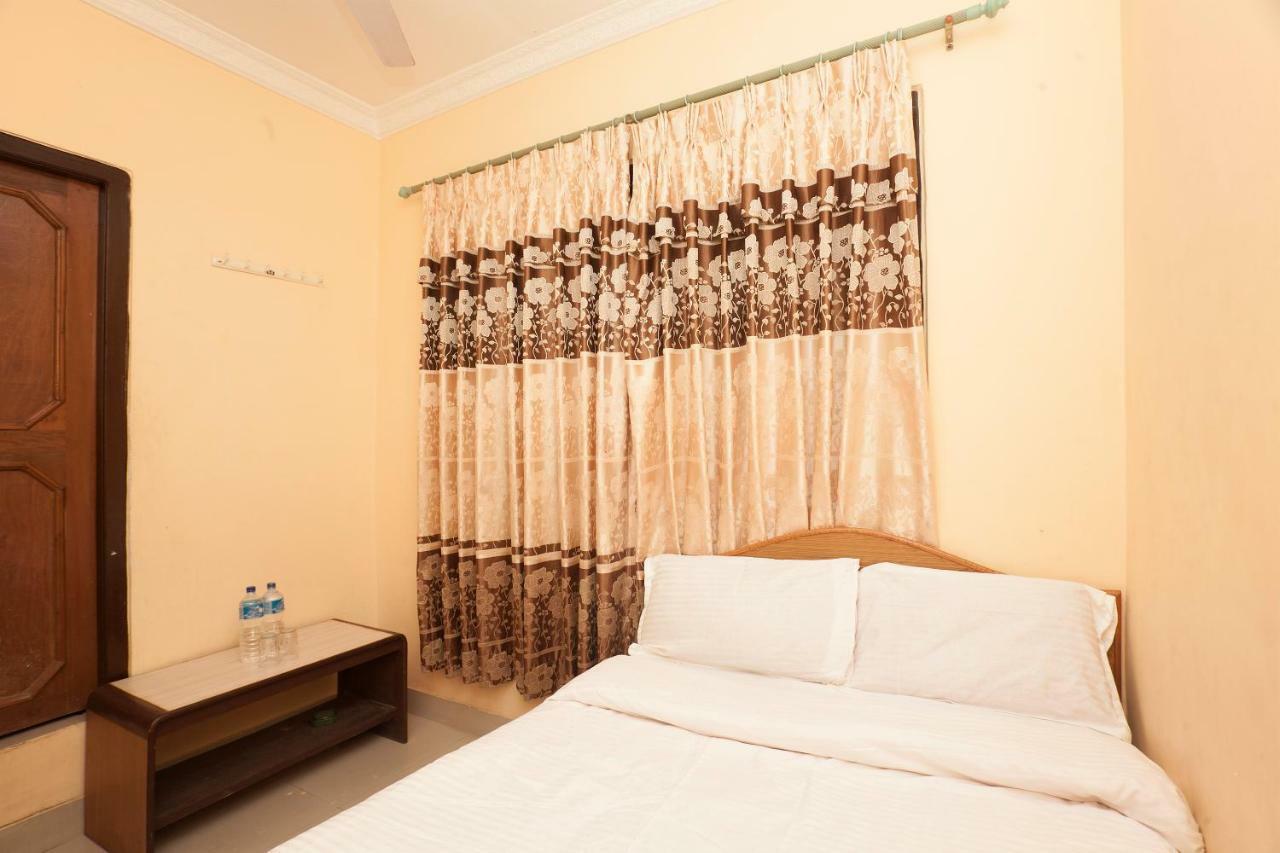 Spot On 397 Hotel Triveni Guest House Kathmandu Exterior photo