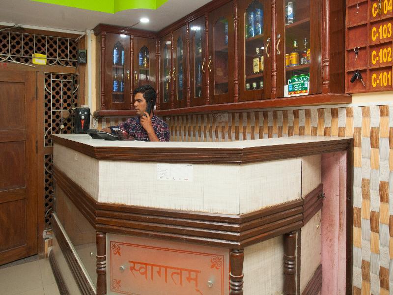 Spot On 397 Hotel Triveni Guest House Kathmandu Exterior photo